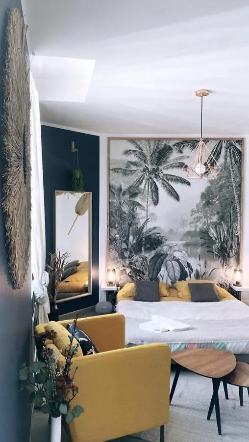 Vieux Port Studio Chic Marseille Apartment