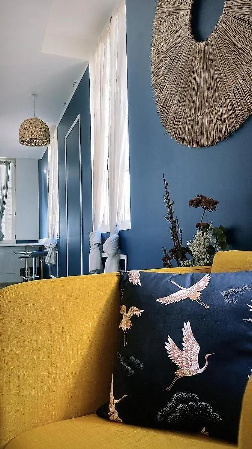 Apartment Vieux Port Studio Chic Marseille France